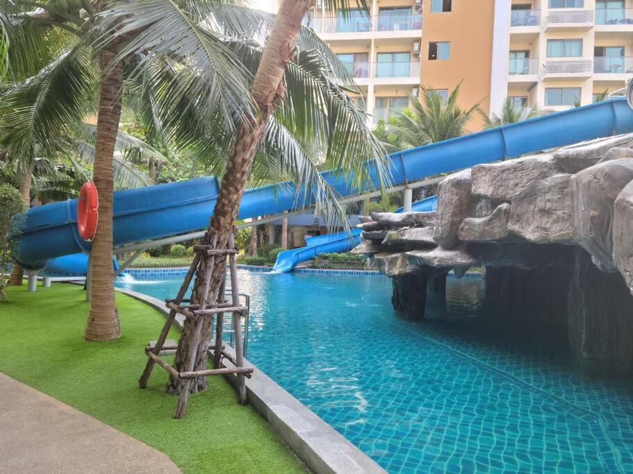 Laguna Beach Resort 2-Have Tub Loft Room Praia de Jomtien Exterior foto