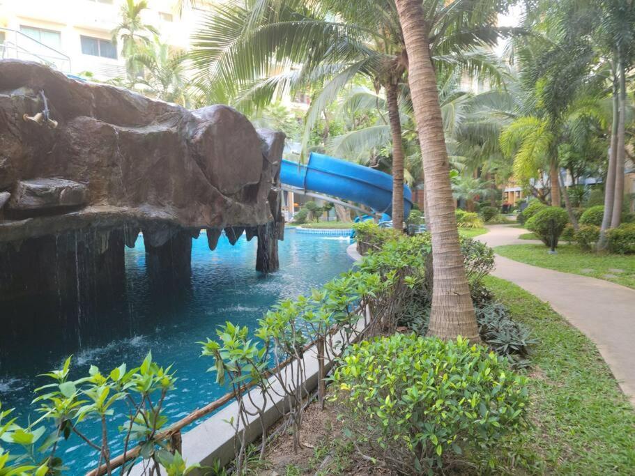 Laguna Beach Resort 2-Have Tub Loft Room Praia de Jomtien Exterior foto