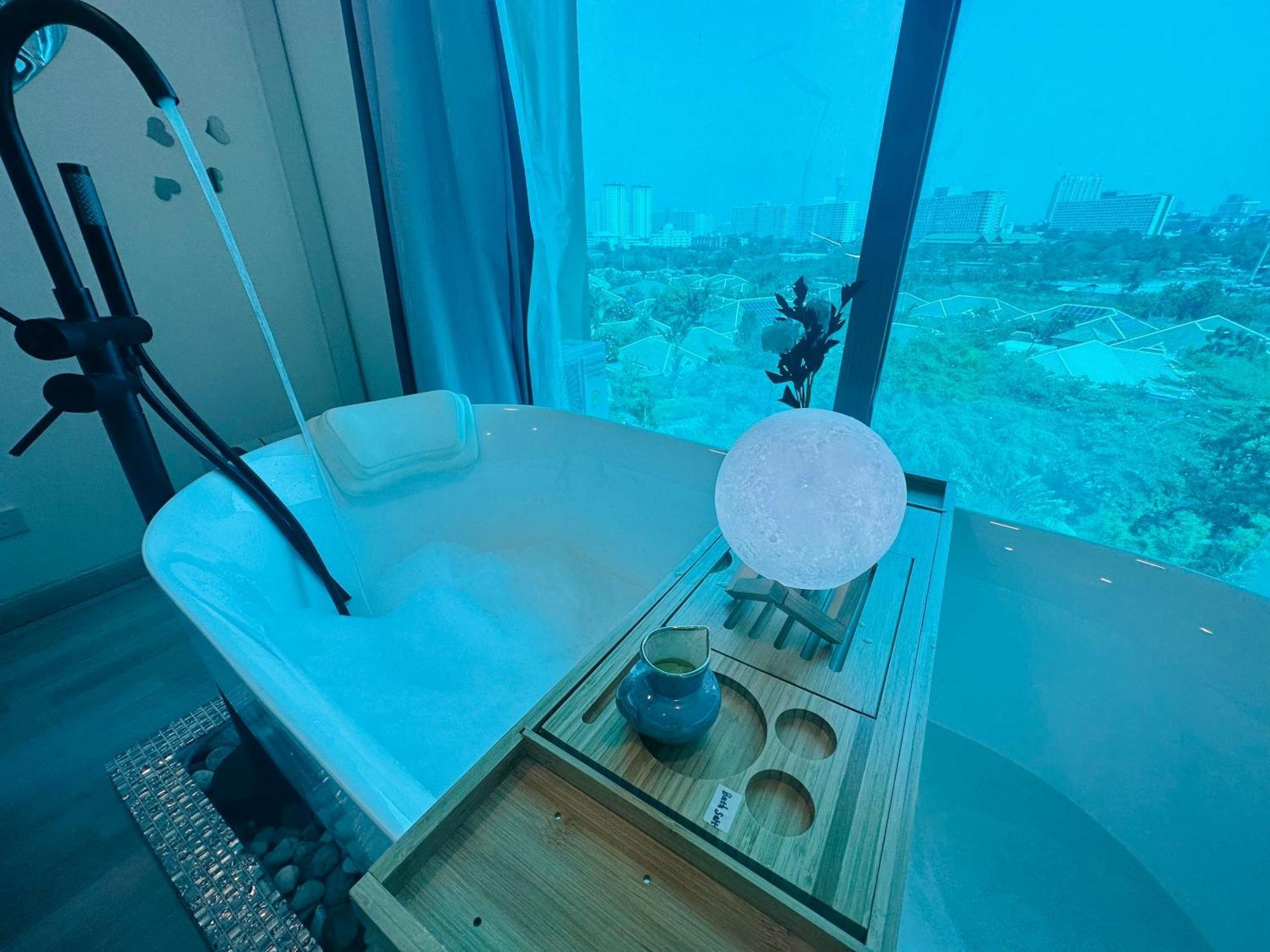 Laguna Beach Resort 2-Have Tub Loft Room Praia de Jomtien Exterior foto